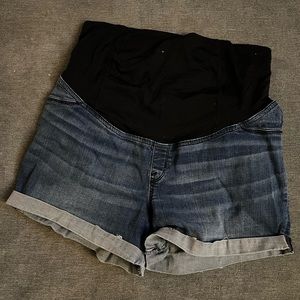 Maternity shorts, jean